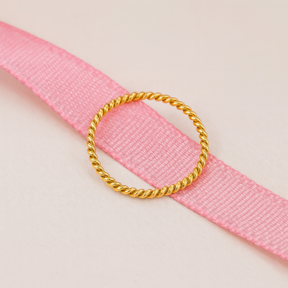 Minimalist Twisted Rope Ring
