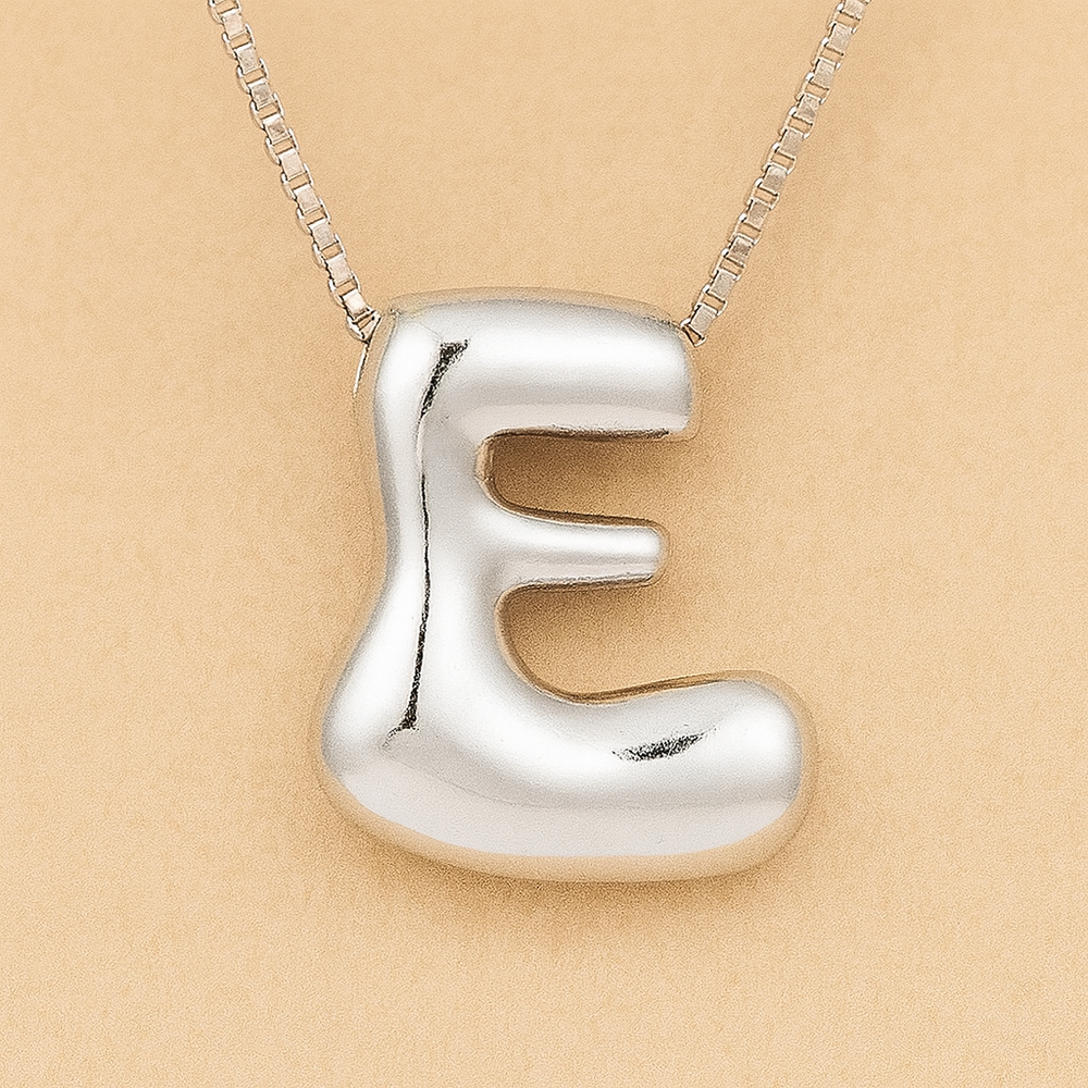 Collar personalizado con inicial de letra de burbuja
