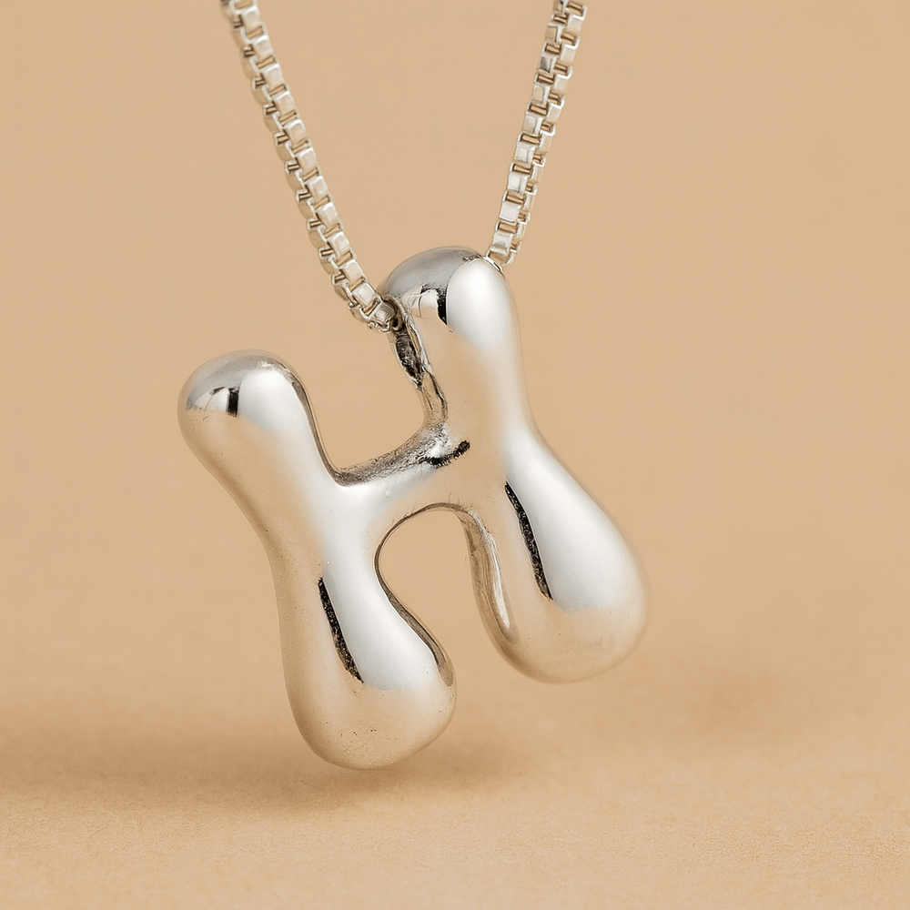 Collar personalizado con inicial de letra de burbuja