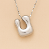 Collar personalizado con inicial de letra de burbuja