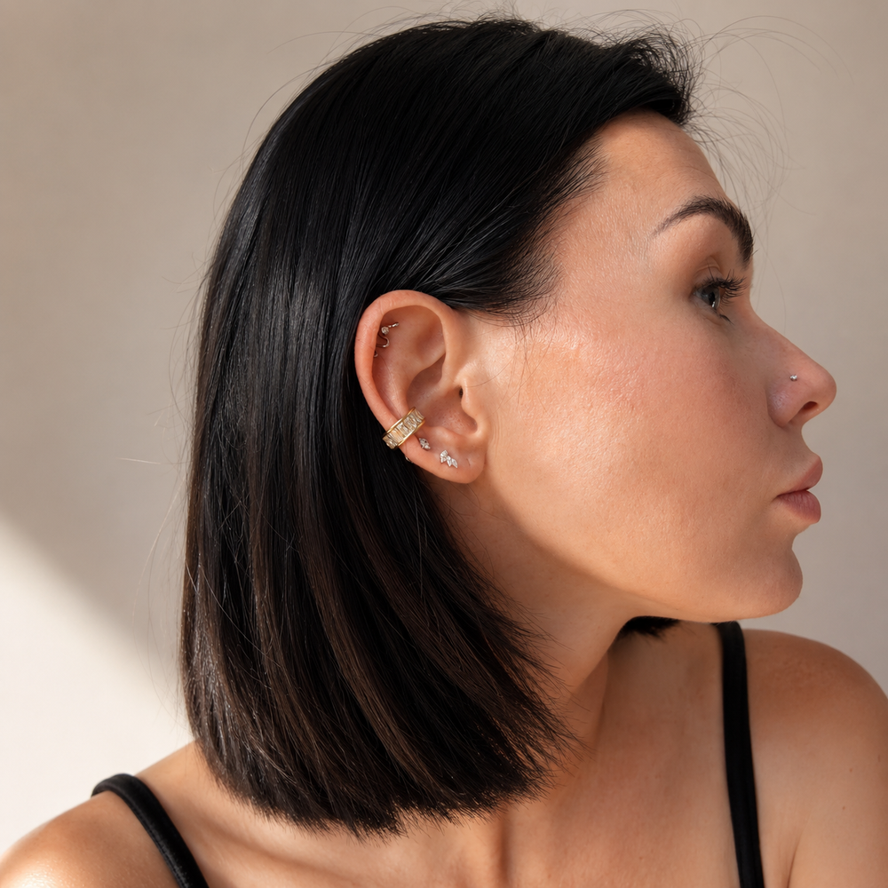 Pendientes de Cuff de Zircon Blanco Arlisse