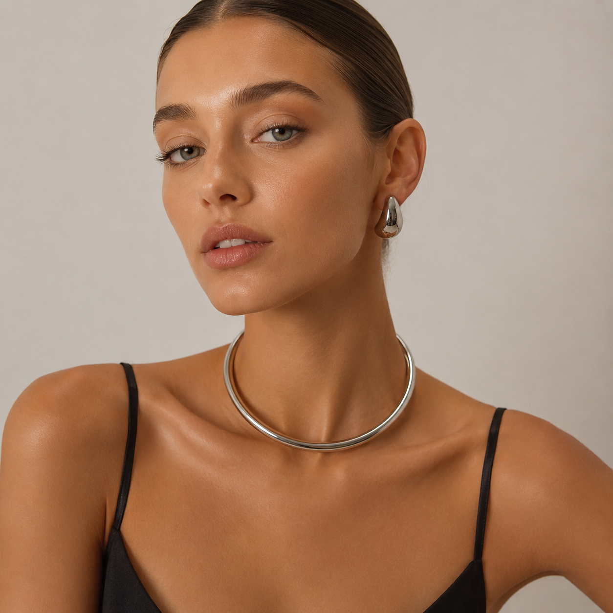 Celeste Minimal Choker