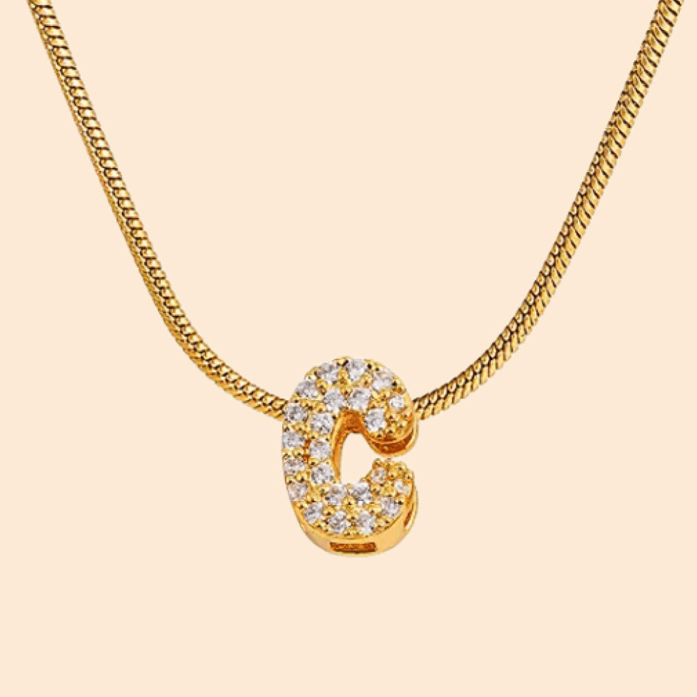 Collar con letras personalizado