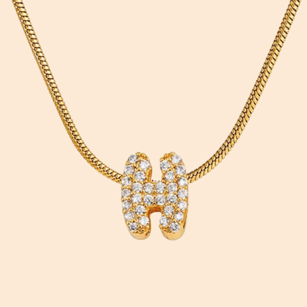 Collar con letras personalizado