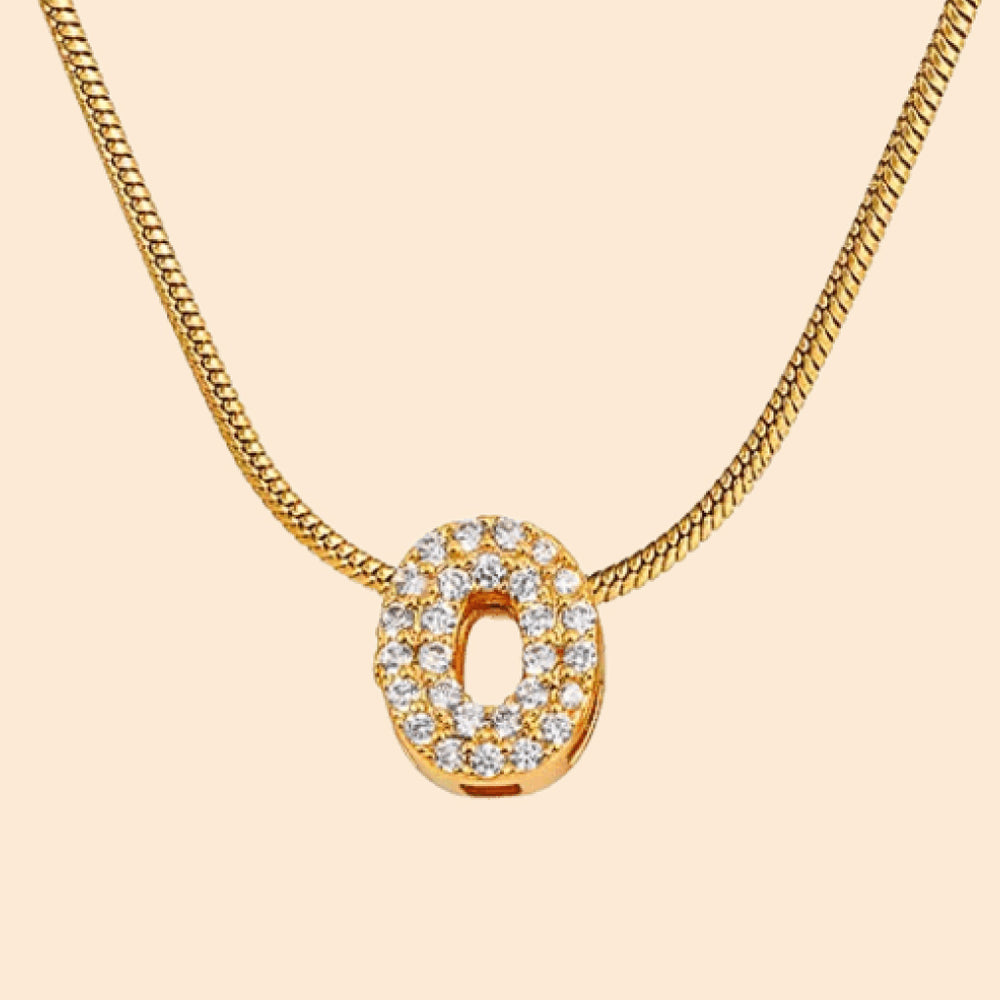 Collar con letras personalizado