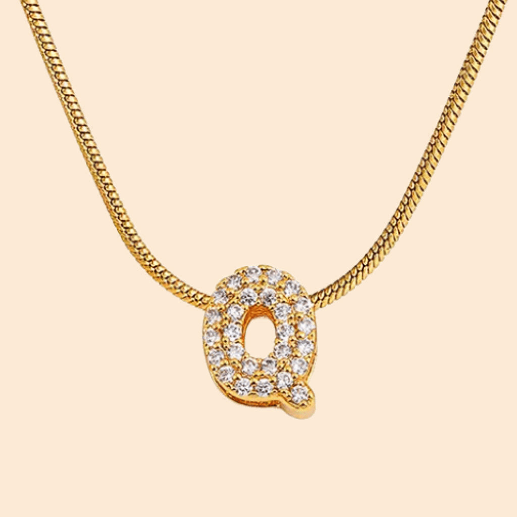 Collar con letras personalizado