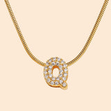 Collar con letras personalizado