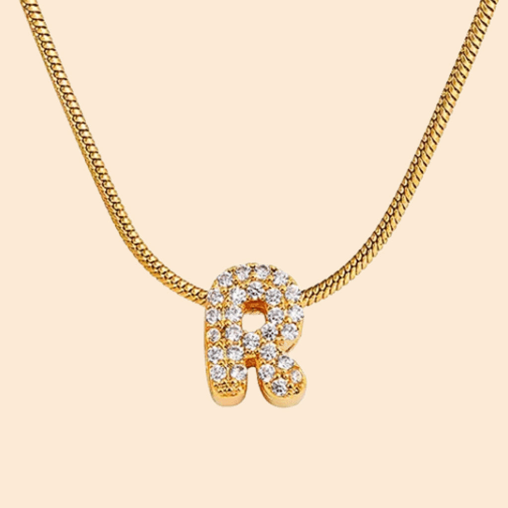 Collar con letras personalizado