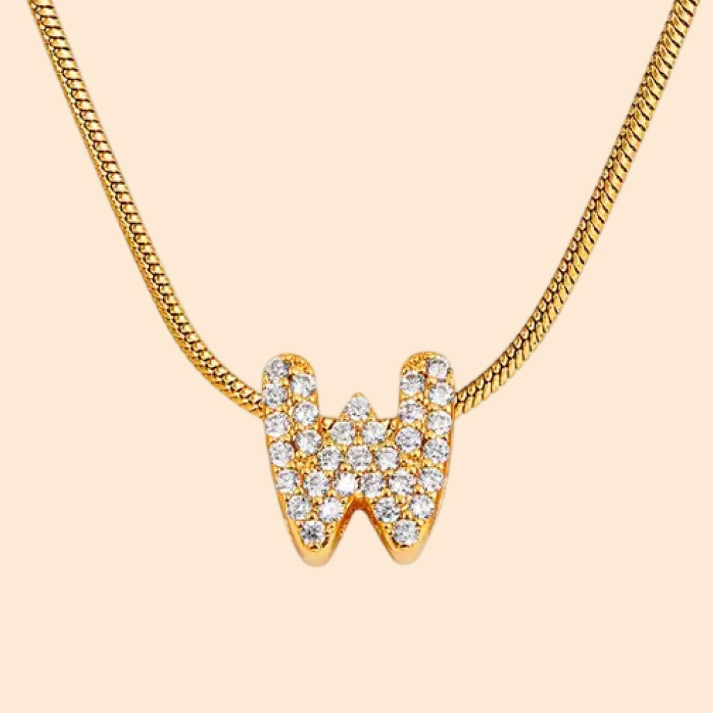 Collar con letras personalizado