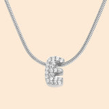 Collar con letras personalizado