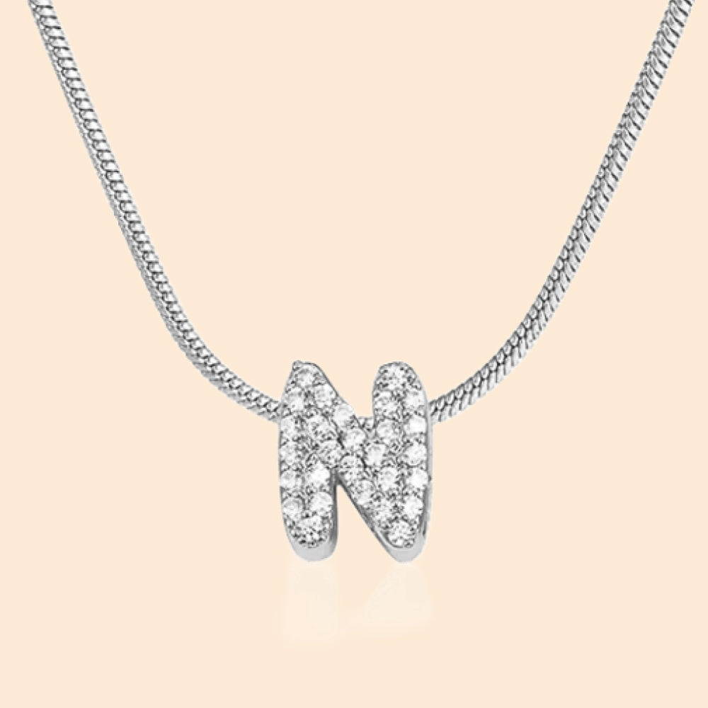 Collar con letras personalizado