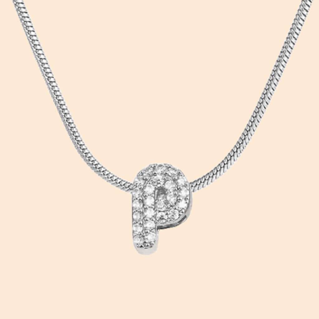 Collar con letras personalizado