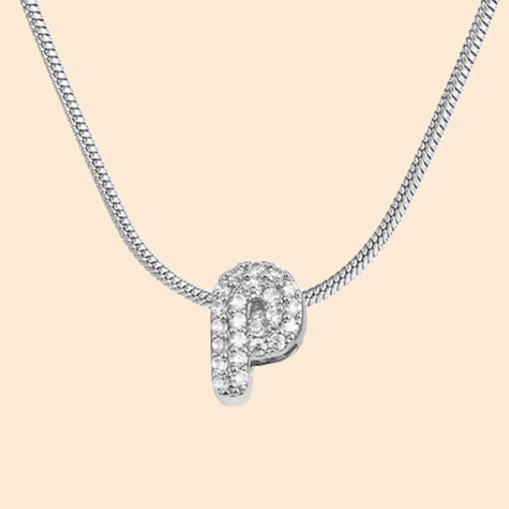 Collar con letras personalizado