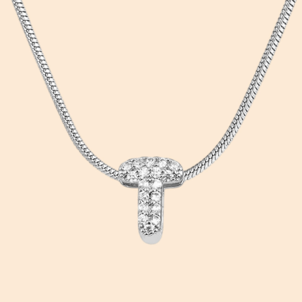 Collar con letras personalizado