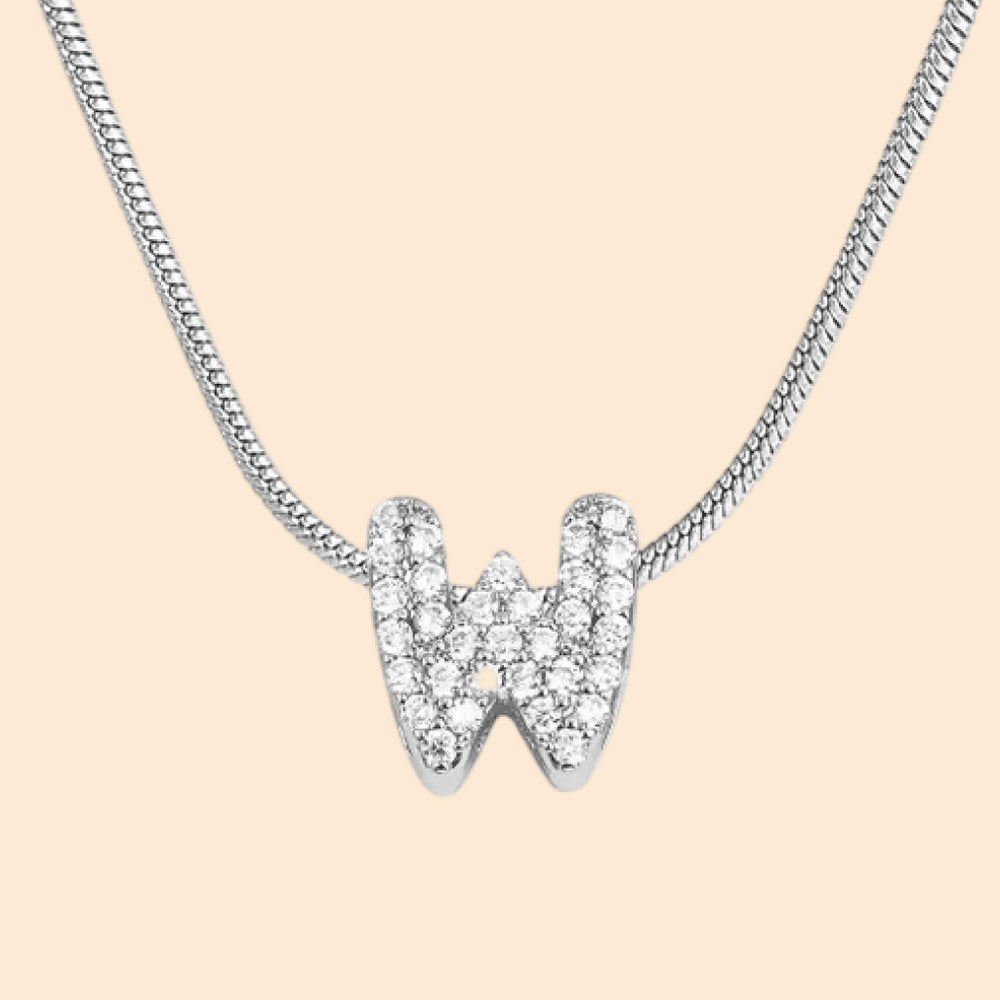 Collar con letras personalizado