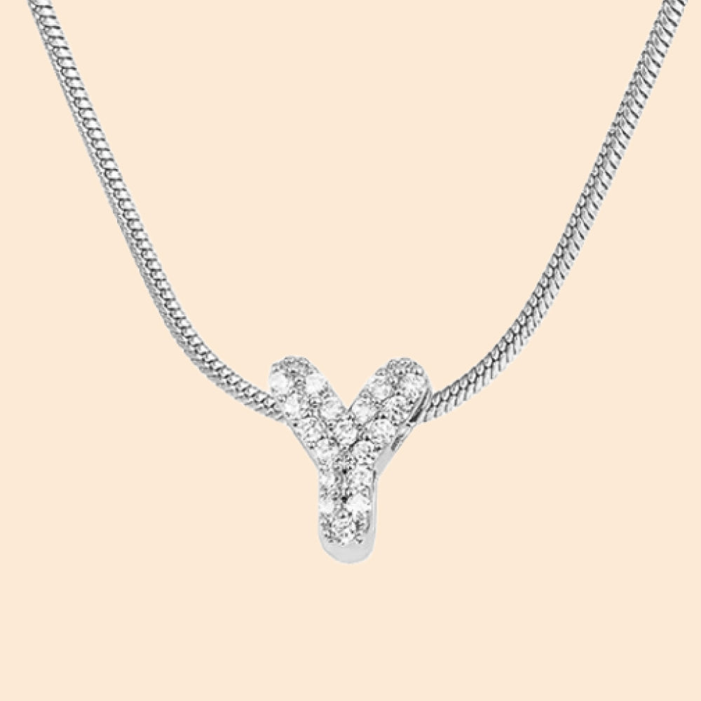 Collar con letras personalizado