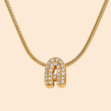 Collar con letras personalizado