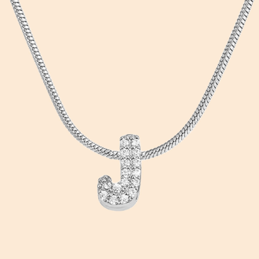 Collar con letras personalizado