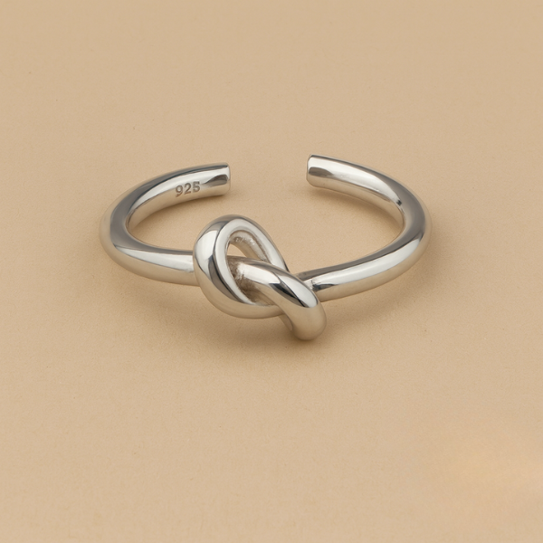 Minimalist 925 Silver Knotted Ring
