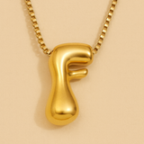 Collar personalizado con inicial de letra de burbuja