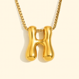 Collar personalizado con inicial de letra de burbuja