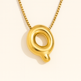 Collar personalizado con inicial de letra de burbuja