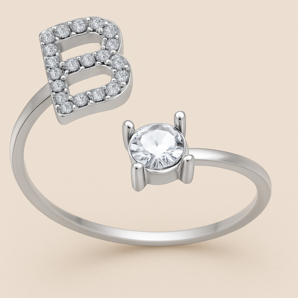 Anillo de cristal con letra personalizada